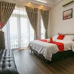 Reddoorz @ Dinh Cong Trang