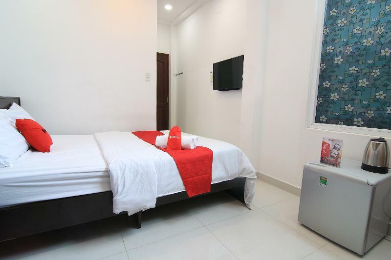 Khách sạn Reddoorz @ Dinh Cong Trang TP. Hồ Chí Minh