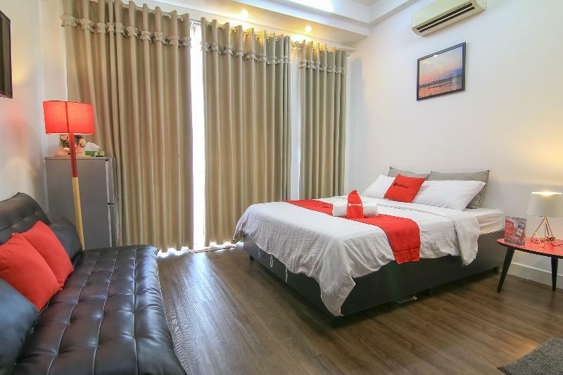 Reddoorz @ Dinh Cong Trang